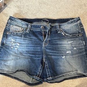 Vigoss The Chelsea Denim Shorts Distressed Bling Pockets Plus Size 18